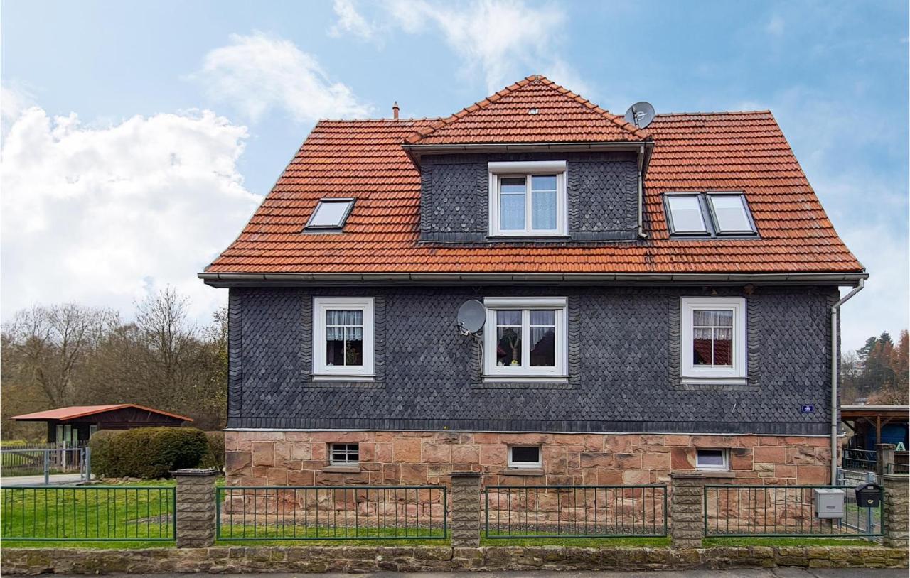 2 Bedroom Cozy Apartment In Suhl Buitenkant foto